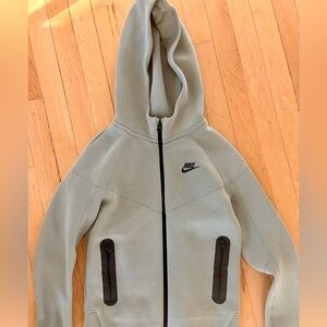 Nike Kids' Light Gray Full-Zip Hoodie